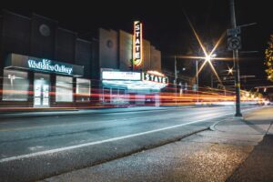 男性の一人旅でおすすめの長期滞在先とカフェ仕事の楽しみ方は？