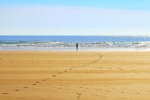 沖縄での一人旅におすすめの自由に楽しめるビーチは？